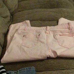pink capri pants size 31